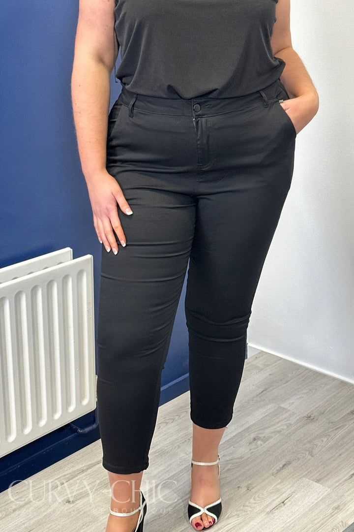 Slim Stretch Fit Plus Size Trousers in White or Black - Curvy Chic Boutique